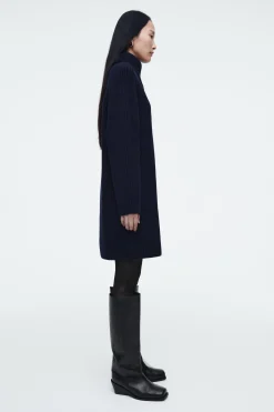 Damen COS Kleider | Strickmode*WOLLKLEID MIT KRAGEN